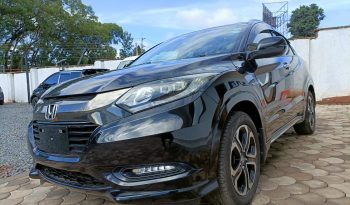 
									Honda vezel full								